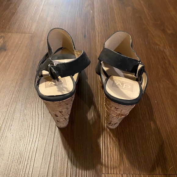 Black Wedges - Picture 2 of 3